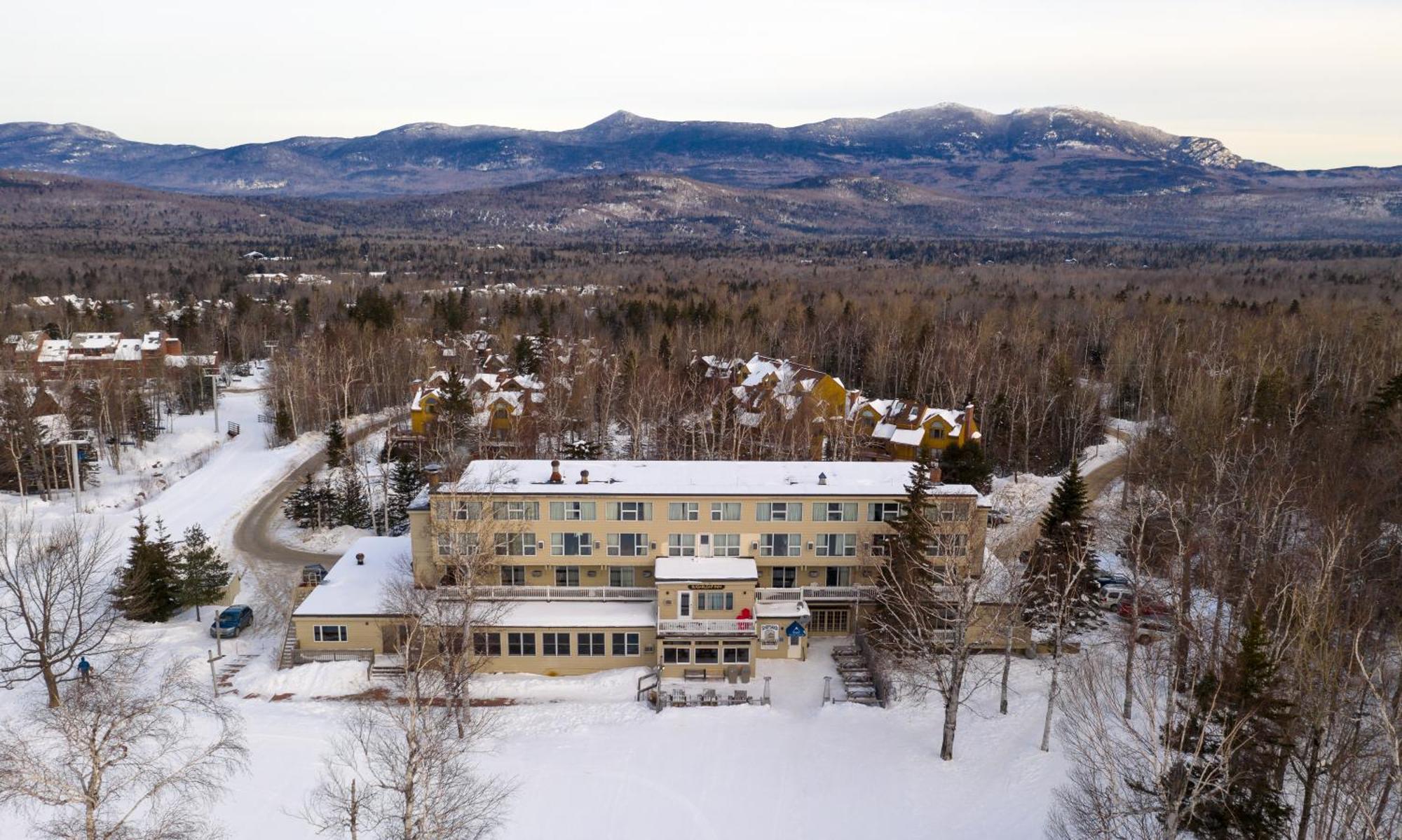 Sugarloaf Inn Carrabassett Valley Exterior photo