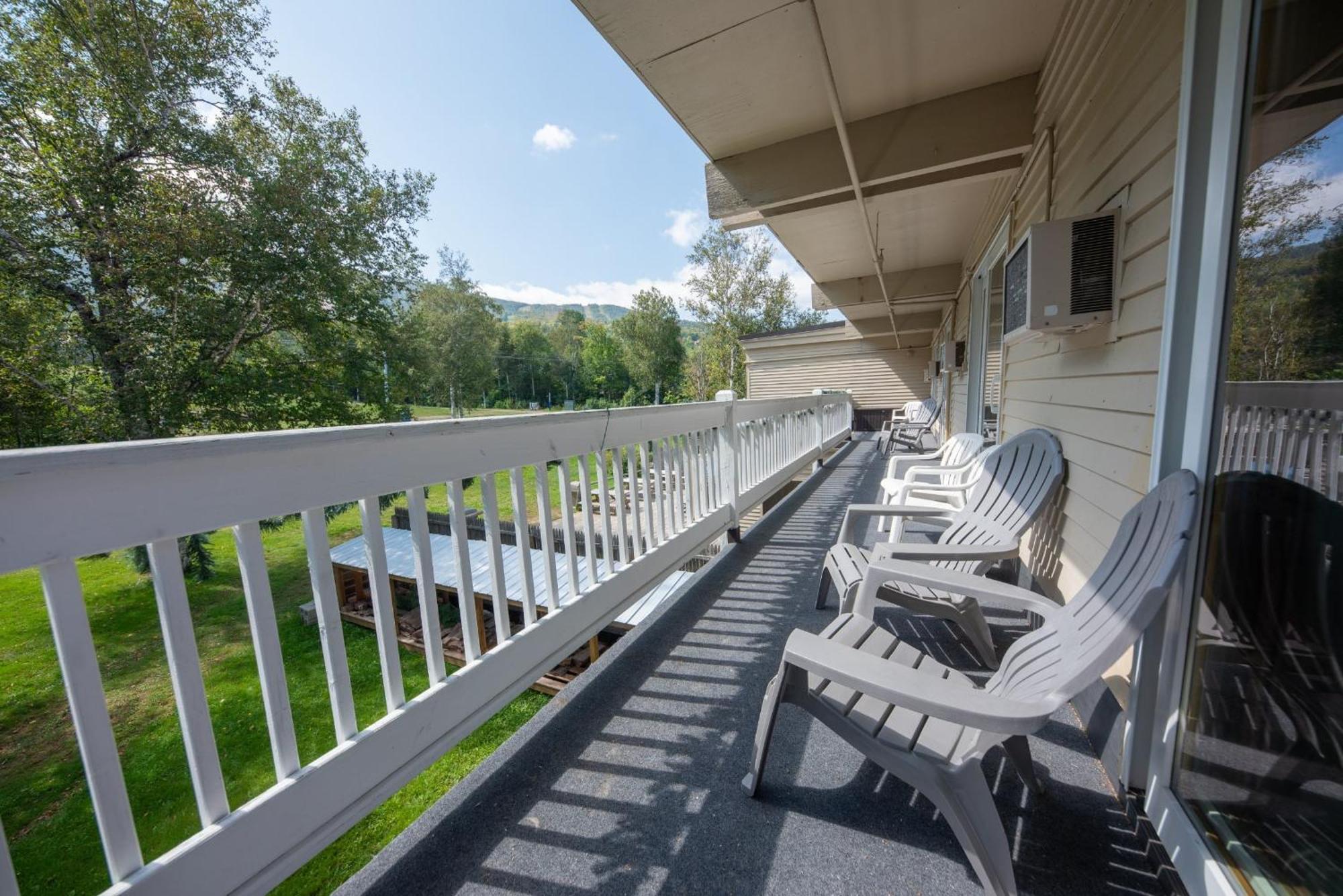 Sugarloaf Inn Carrabassett Valley Exterior photo